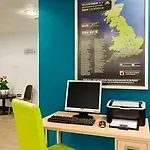 Ramada By Wyndham Cobham 